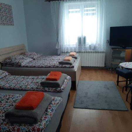 Dom Pod Mareszka Bed & Breakfast Bartne Ngoại thất bức ảnh