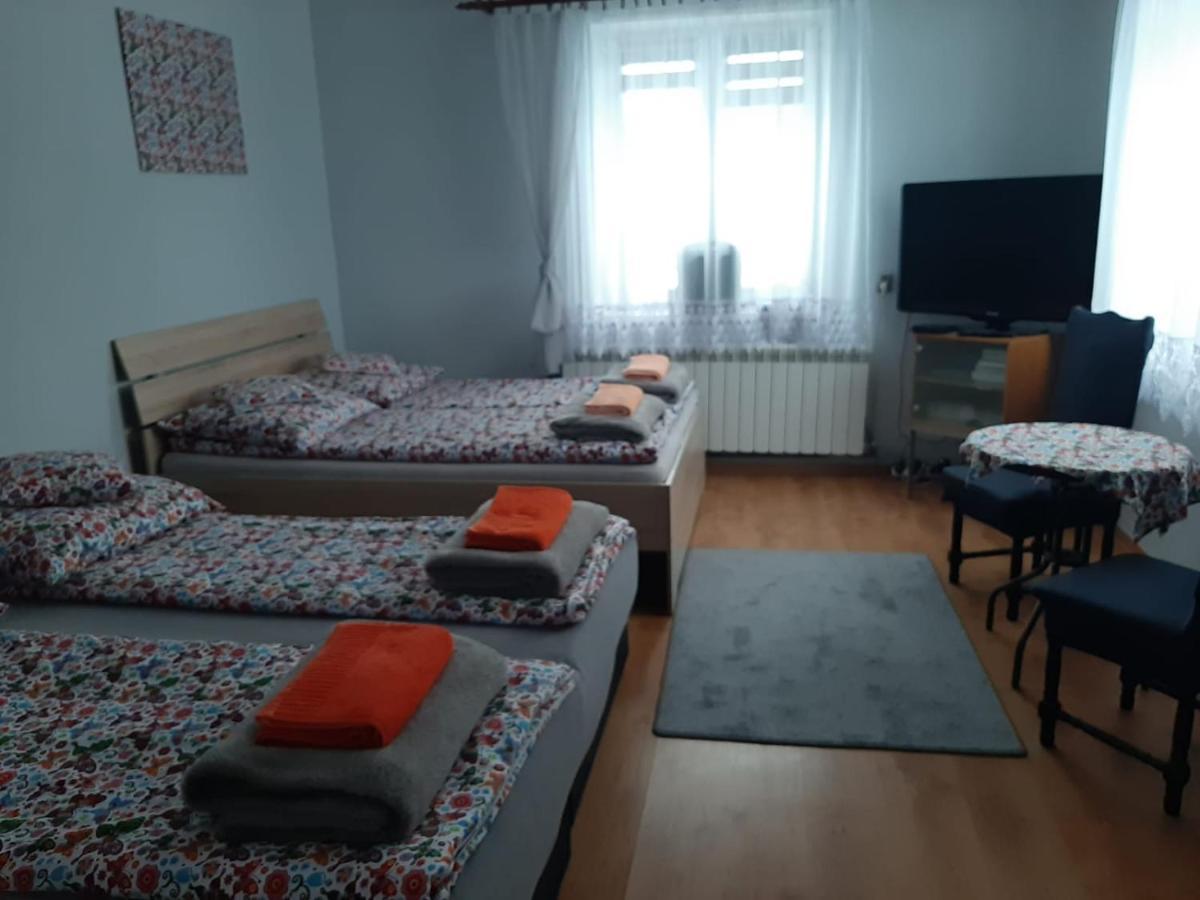 Dom Pod Mareszka Bed & Breakfast Bartne Ngoại thất bức ảnh