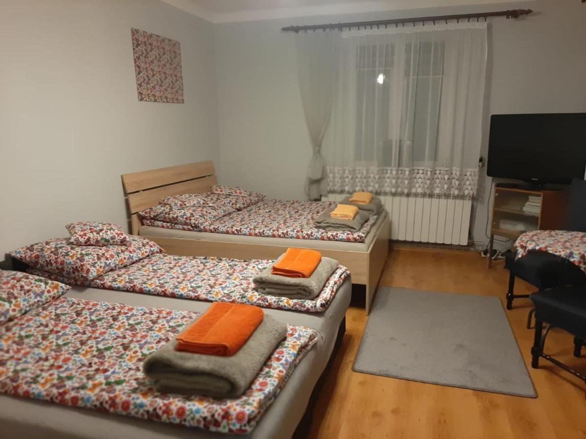 Dom Pod Mareszka Bed & Breakfast Bartne Ngoại thất bức ảnh